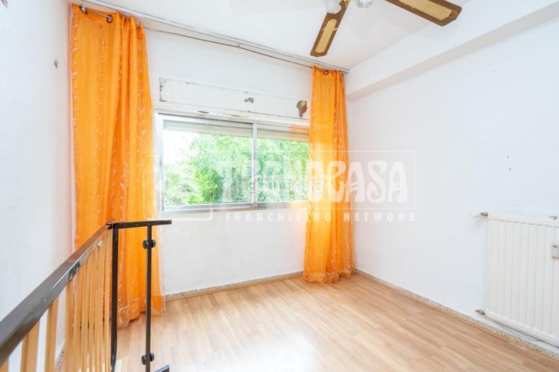 Foto 52d6e643-961e-47d5-944d-a244691775ef. Pis a La Espinilla-Parque Blanco Coslada