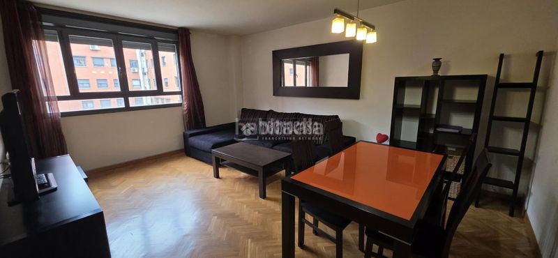 Foto fbeefcba-a1fe-4e55-bd1b-93a21d8c5f07. Pis amb calefacció aparcament a El Puerto Coslada