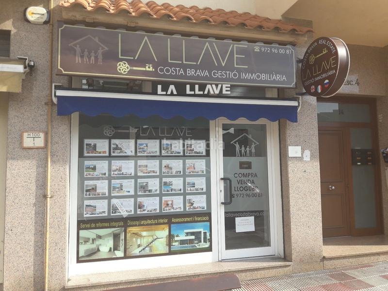 Foto 04bf3df1-aba9-4bcd-92d8-49cf3968c467. Aparcament cotxe a Centre Blanes