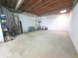 Aparcament cotxe  Mina. Local garaje de 97m2 con 1 aseo en blanes