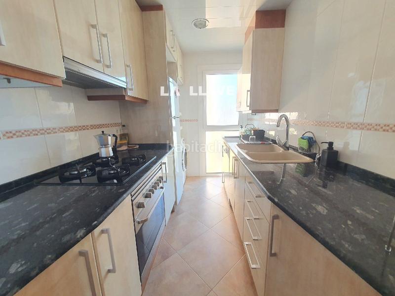 Foto 73fd22ca-4326-4528-9b68-87d36b20a68d. Rent flat with heating parking pool in Els Pins Blanes