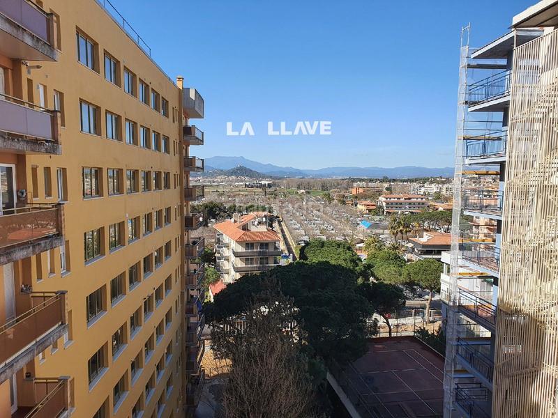 Foto 9394cfa2-8582-4d35-ae48-fdd309aba45e. Rent flat with heating parking pool in Els Pins Blanes