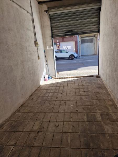 Foto e22de818-1a3a-4d1e-a530-a8af8011e214. Parking coche garaje cerrado individual a pie de calle. zona joan carlos i en Blanes