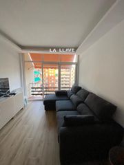 Pis a La Nova Esquerra de l�Eixample. Precioso piso zona eixample con 2 hab y 2 ba�os totalmente refor