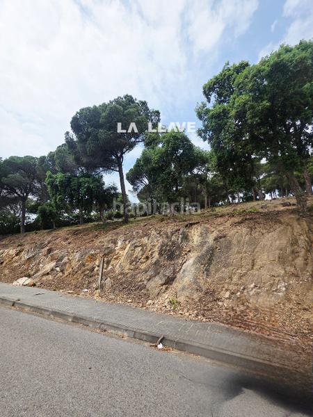 Foto 443cdb64-4da6-4868-adca-8344574898c4. Finca rústica oportunidad! terreno de 1236 m2 soleado en sant daniel en Tordera