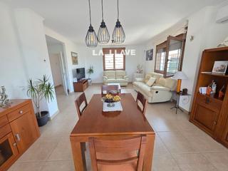 Casa a Santa Susanna. Casa a estrenar de 191 m2 con terreno de 890 m2 con vistas al ma