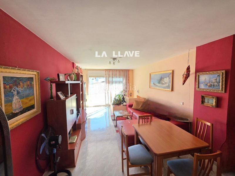 Foto 75e8720d-bd90-47d4-ad5d-38274ce4e1d0. Àtic amb calefacció a Centre Blanes