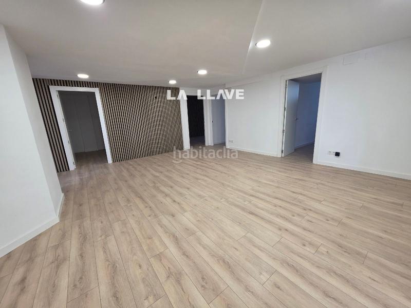 Foto 695d28c2-5436-4f66-bd4a-befe57a6195e. Local commercial dans Mercat-Mas Moixa Blanes