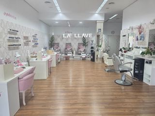 Lloguer Local Comercial a Centre. Traspaso centro de estetica en blanes, zona muy comercial