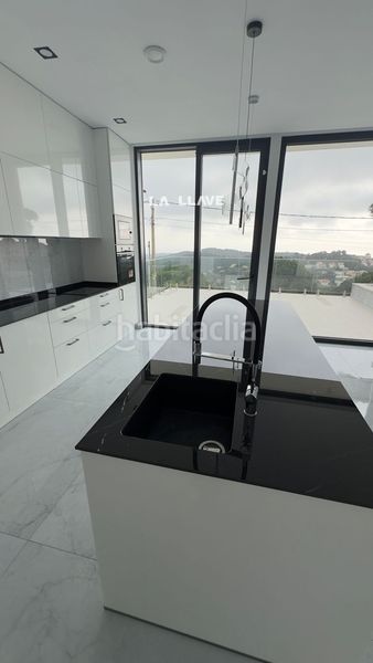 Foto 0b443b93-7610-4919-9363-a796850251e4. Casa amb calefacció aparcament piscina a Serra Brava Lloret de Mar