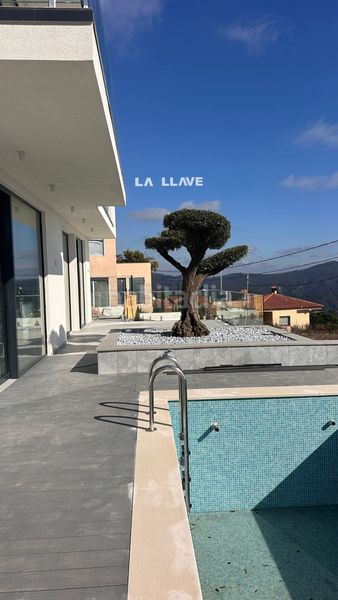 Foto 0b87ba17-960c-4307-bf92-edd0d3bd3d2c. Casa amb calefacció aparcament piscina a Serra Brava Lloret de Mar