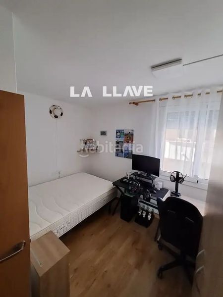 Foto bff5c147-786a-46c2-93e1-1c9c0f6bfab3. Pis amb calefacció aparcament a Els Pavos Blanes