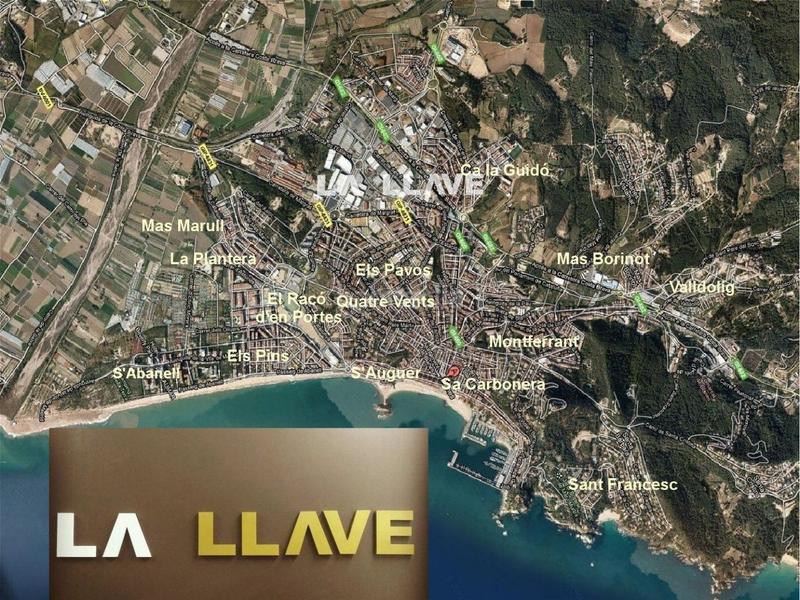 Foto 400d3985-90c6-4a86-bca4-05013d64e1ed. Aparcament cotxe a Els Pavos Blanes