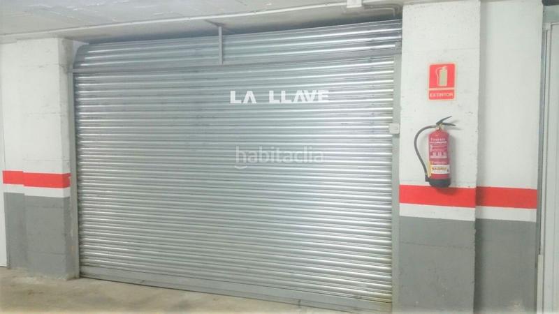 Foto ece17f0f-b5a2-45d9-a6e6-b61758dead47. Aparcament cotxe a Els Pavos Blanes