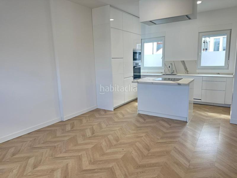 Foto b7510ef6-b452-486e-ae5c-03d073bbd2a5. Piso en Ibiza Madrid