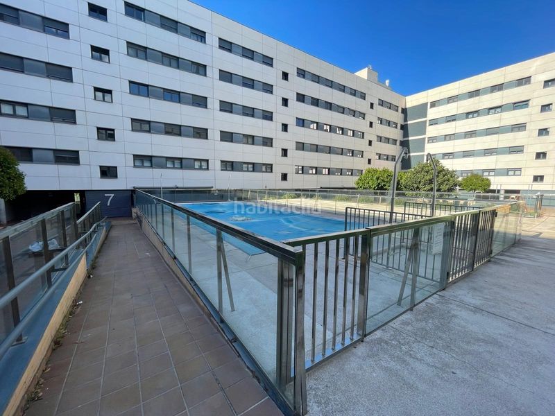 Foto 3330bc1a-130a-4e96-a221-100c7a00f977. Location appartement avec chauffage parking piscine dans Getafe