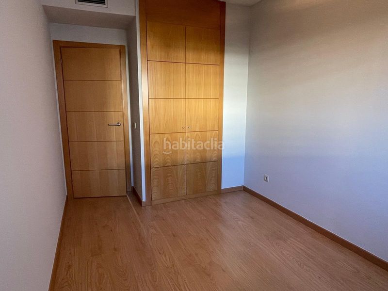 Foto 8318fa9d-9719-4810-befb-deb5bdb29779. Location appartement avec chauffage parking piscine dans Getafe