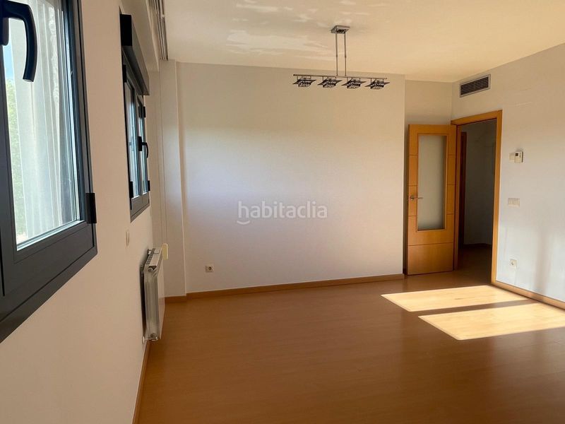 Foto d4b92601-4ee0-4963-8267-61d7f9dc6d4c. Location appartement avec chauffage parking piscine dans Getafe