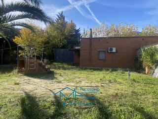 Casa a Tiemblo (El). Parcela con casa en el tiemblo