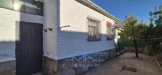 Casa a Pelayos de la Presa. Chalet adosado en pelayos de la presa