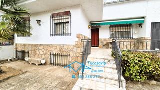 Maison à Pelayos de la Presa. Chalet adosado en pelayos de la presa