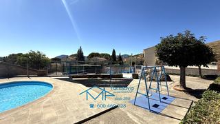 Casa a Cebreros. Chalet pareado con piscina comunitaria en cebreros
