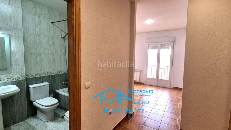 Foto 0f521b54-1c2d-4254-a1f7-f55a9f4b15a2. Casa bifamiliare con riscaldamento in San Martín de Valdeiglesias