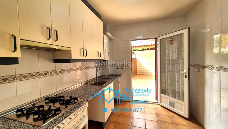 Foto 8cc7301a-add5-488c-8460-b89e4f0b826f. Casa bifamiliare con riscaldamento in San Martín de Valdeiglesias