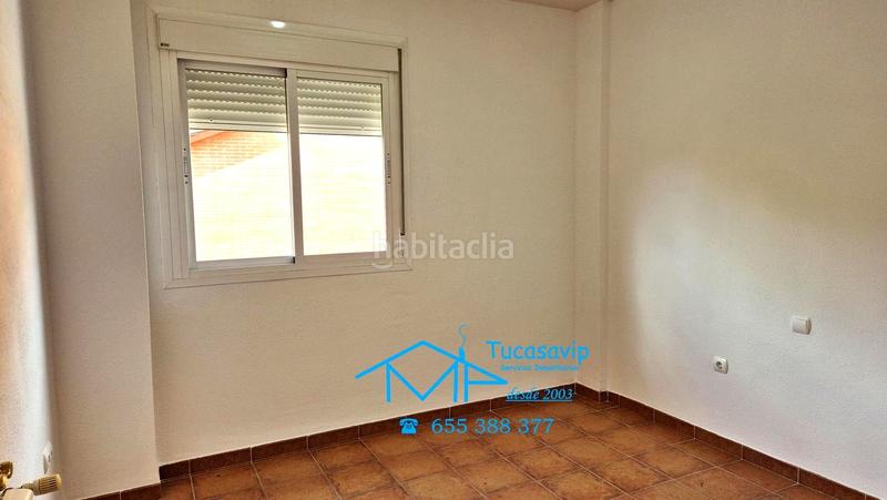 Foto b6d44531-6883-452e-ab29-da77072ae6c4. Casa bifamiliare con riscaldamento in San Martín de Valdeiglesias