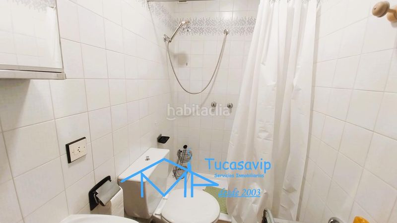 Foto 171bdb2b-95c9-49c5-b284-efcff9605b79. Pis amb calefacció aparcament a Adrada (La)