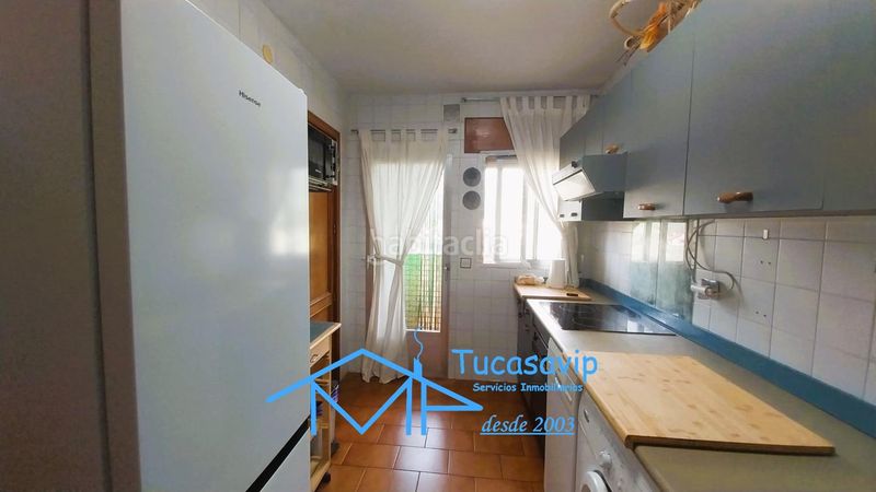 Foto 2519f64d-0a2d-4ff7-b9f8-0277204cd58d. Pis amb calefacció aparcament a Adrada (La)