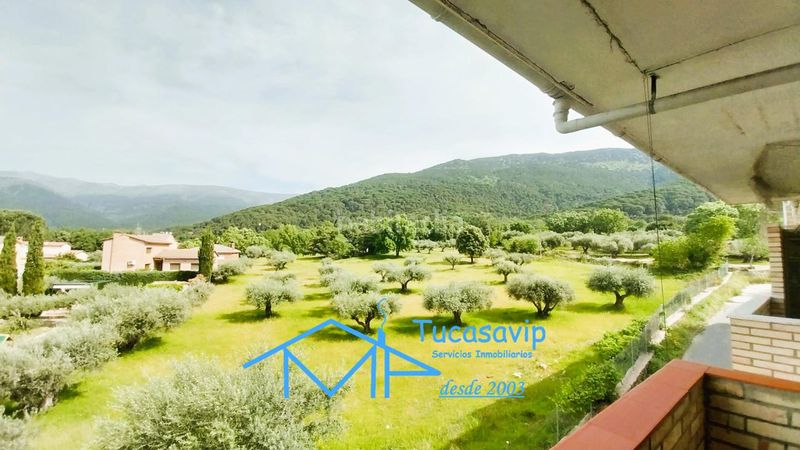 Foto 5cc9a1cf-b19d-4188-82b9-3bd0832f230b. Pis amb calefacció aparcament a Adrada (La)