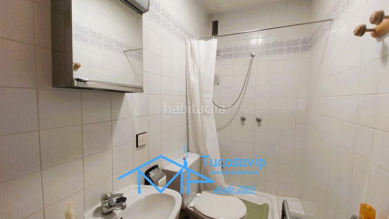 Foto ead46b79-2e61-4888-934a-ae2efb30e2ac. Pis amb calefacció aparcament a Adrada (La)