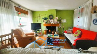 Pis a Adrada (La). Bonito y amplio piso en la adrada