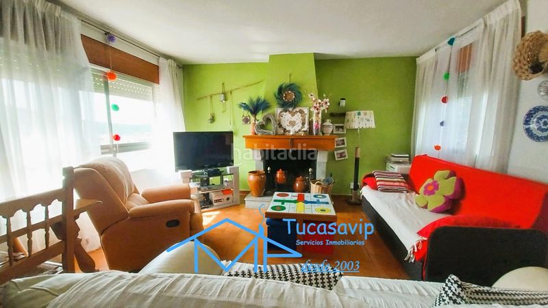 Foto fb62ba7a-b2a1-40bf-a5d9-61356400a1e0. Pis amb calefacció aparcament a Adrada (La)