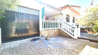 Casa adossada a Pelayos de la Presa. Bonito chalet adosado en pelayos de la presa