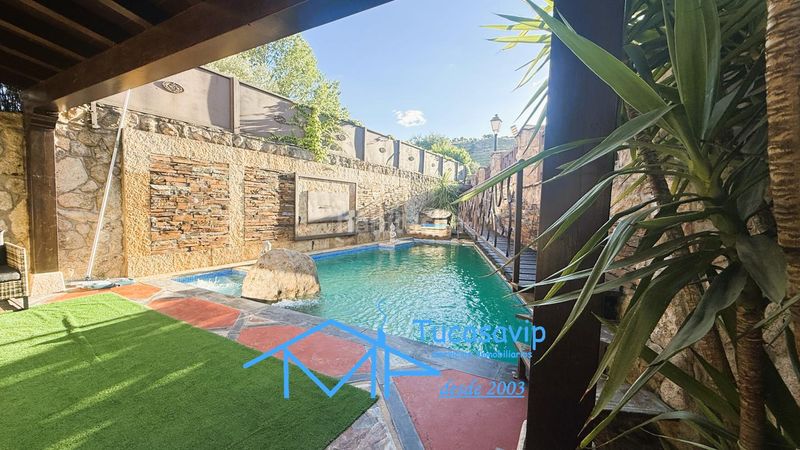 Foto aedd6af0-17f2-4e22-bab3-92e364508d32. Casa amb calefacció piscina a Cebreros