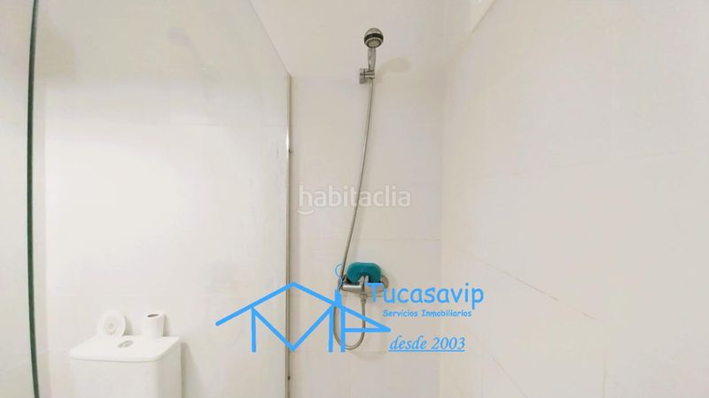 Foto a185af78-4b63-41bb-b584-89381620b26e. Pis amb calefacció aparcament a Tiemblo (El)