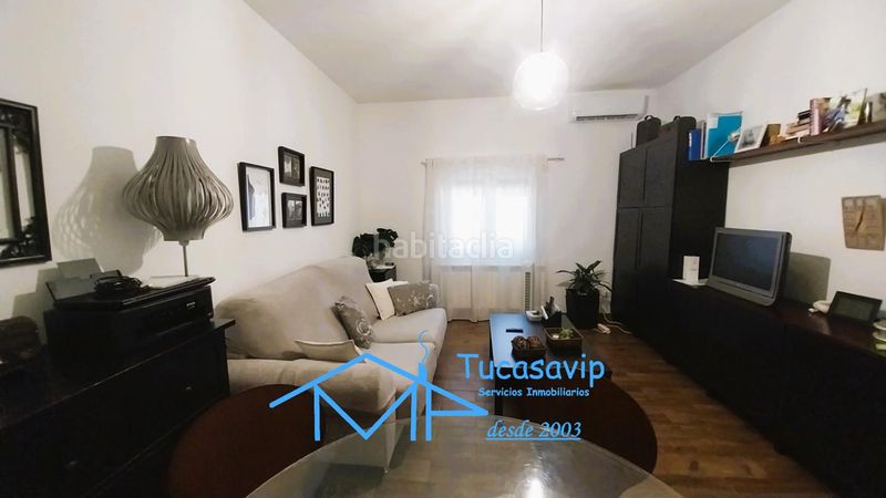 Foto 9c4579d2-ee1e-4ca1-8d5c-0bb1c57e0769. Planta baixa a Adrada (La)