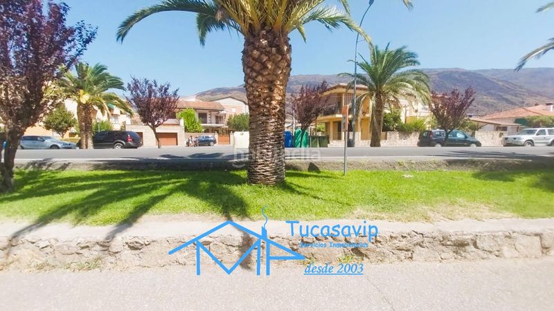 Foto d718e55e-301b-421b-900d-ef2607578779. Casa aparellada amb aparcament piscina a Adrada (La)