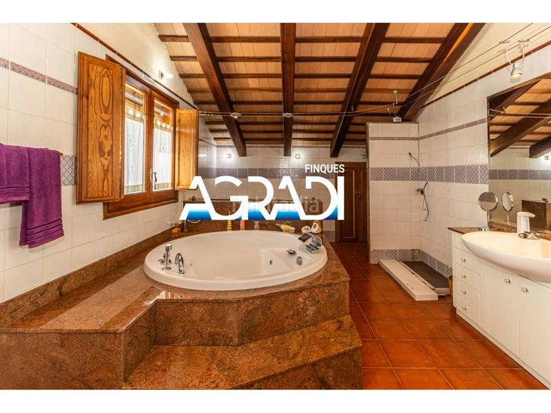 Foto b7d53ef4-324d-4a5d-a27c-482b28e12051. Masia amb calefacció aparcament a Sant Antoni de Vilamajor