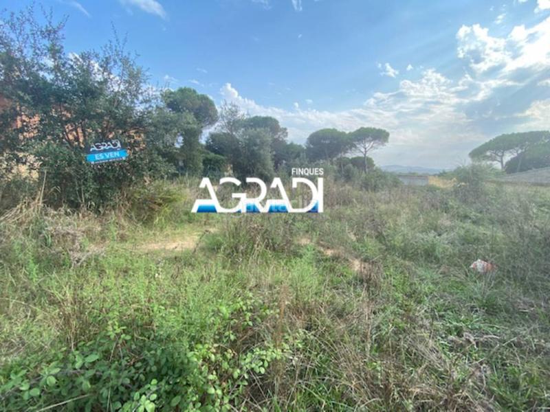 Foto fe4545bb-fad7-42a5-bed2-f6f474a17b83. Terrain résidentiel dans riu besos 12 dans La Goba Vidreres