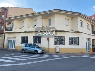 Lloguer Local Comercial  Navarra. Local en alquiler en cardedeu