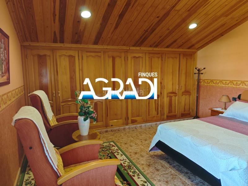 Foto 621ef94f-431b-45b1-849f-03dc2518d5f6. Xalet amb calefacció aparcament a Cardedeu