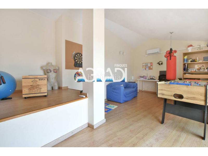 Foto dd57390a-c4b4-4a02-9f0f-43865b12e0f5. Duplex con riscaldamento parcheggio in Cardedeu