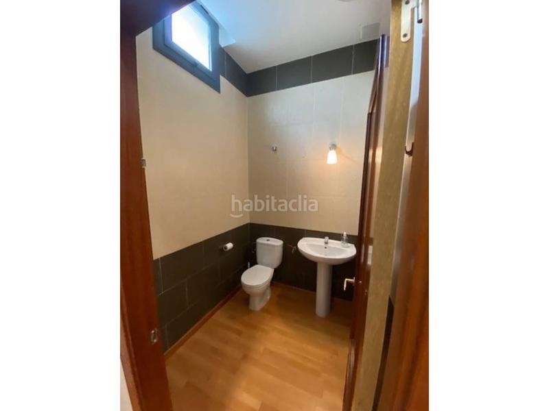 Foto fe9563f1-cbf7-4061-afed-4c35ea2e4bb6. Lloguer local comercial a avila 27 a Cardedeu