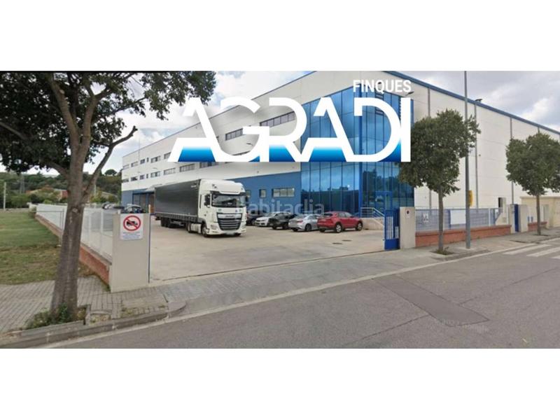 Foto 4755bfa9-2dfd-4959-8570-59fd4e88cb9a. Location bâtiment à usage industriel avec chauffage dans Granollers