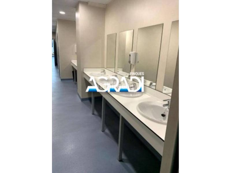 Foto 952fe010-1beb-458b-933f-bdb1ec008561. Location bâtiment à usage industriel avec chauffage dans Granollers