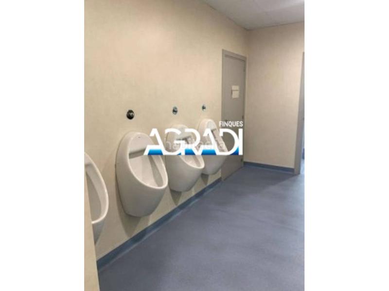 Foto f086b6dc-f575-4599-9e42-234473edf1df. Location bâtiment à usage industriel avec chauffage dans Granollers