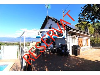Casa a Vallgorguina. Venta de casa independiente en vallgorguina canada park!!